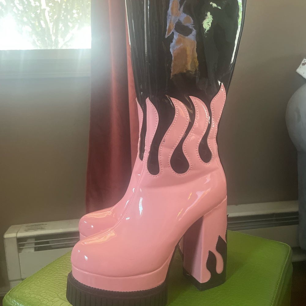 Lamoda pink flame boots